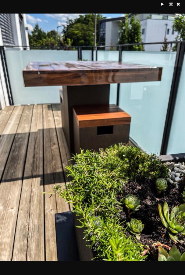 Zimmer - Modernes Apartment Mit 45 Qm. Straubing Zewnętrze zdjęcie